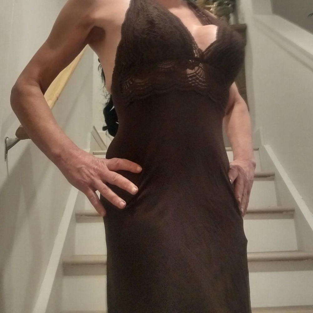 dresses - Picture 7 of 7